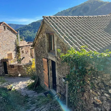 Charmant Petit Gite Au Coeur De L'Ardeche Saint-Melany Exterior photo